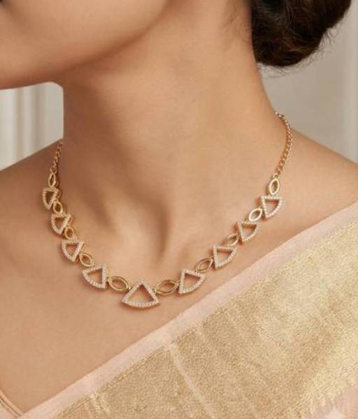 Elegant Gold Necklace